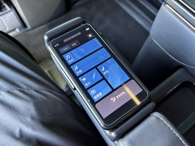 2023/24 TOYOTA ALPHARD 2.5油電 里程4.1萬公里 原鈑件 原廠保養 可認證 新車保固中‼️  第10張相片