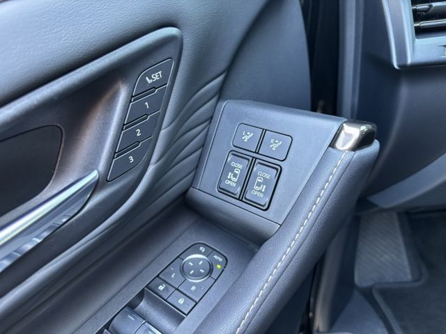 2023/24 TOYOTA ALPHARD 2.5油電 里程4.1萬公里 原鈑件 原廠保養 可認證 新車保固中‼️  第18張相片