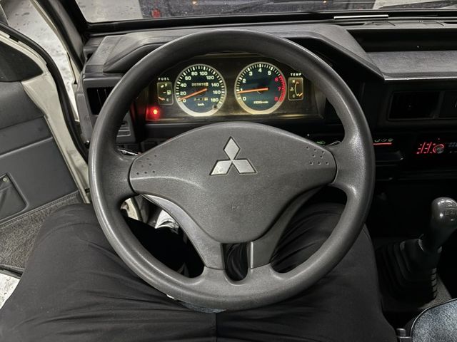 入庫整備  2019 三菱 得利卡 手排 電動升降尾門 里程20.3萬公里 車況不錯 可保固‼️  第6張相片