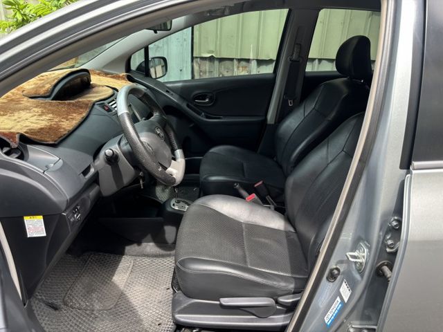 入庫整備  2013 TOYOTA YARIS 1.5G版 里程21.9萬公里 原鈑件 可保固 可認證‼️  第5張相片