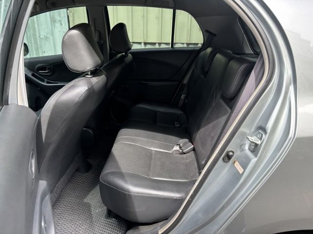 入庫整備  2013 TOYOTA YARIS 1.5G版 里程21.9萬公里 原鈑件 可保固 可認證‼️  第7張相片