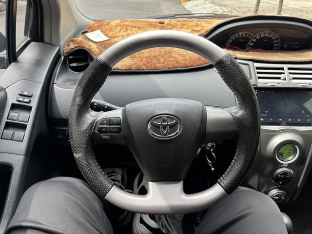 入庫整備  2013 TOYOTA YARIS 1.5G版 里程21.9萬公里 原鈑件 可保固 可認證‼️  第8張相片