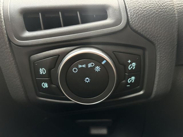 2017 FORD FOCUS 1.5T S版 里程10.6萬公里 原鈑件 原廠保養 可保固 認證車‼️  第19張相片