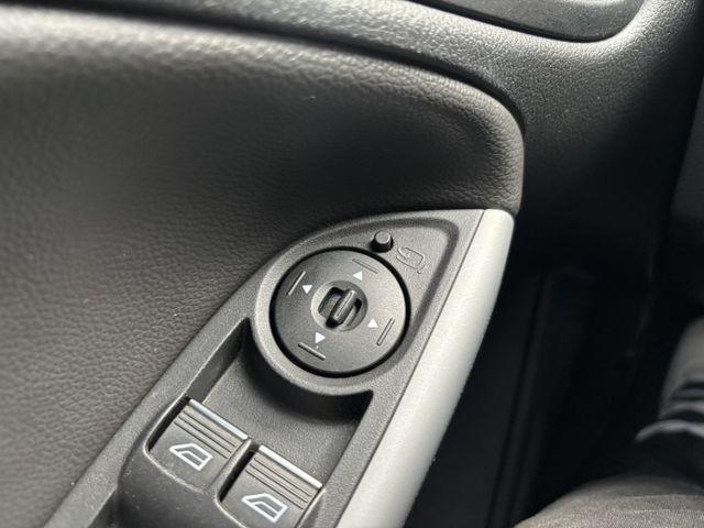 2017 FORD FOCUS 1.5T S版 里程10.6萬公里 原鈑件 原廠保養 可保固 認證車‼️  第20張相片