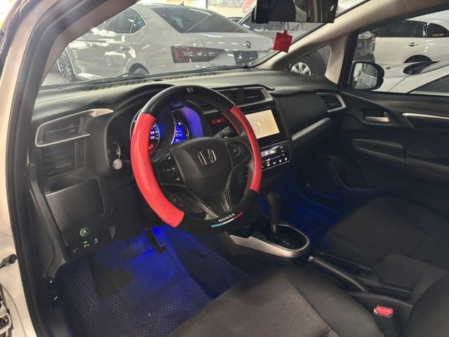 2014 HONDA FIT S版 里程23.7萬公里 車況不錯‼️  換檔撥片 倒車顯影 恆溫空調 電折後視鏡 定速巡  第4張相片