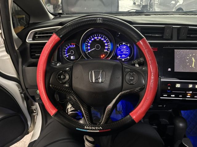 2014 HONDA FIT S版 里程23.7萬公里 車況不錯‼️  換檔撥片 倒車顯影 恆溫空調 電折後視鏡 定速巡  第9張相片