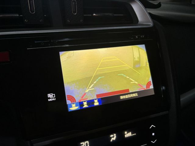 2014 HONDA FIT S版 里程23.7萬公里 車況不錯‼️  換檔撥片 倒車顯影 恆溫空調 電折後視鏡 定速巡  第12張相片