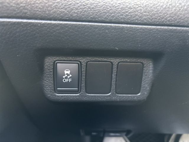 稀有渦輪版 2014 NISSAN TIIDA 1.6渦輪豪華版 里程18.1萬公里 可保固 認證車‼️  升級 安卓機  第18張相片