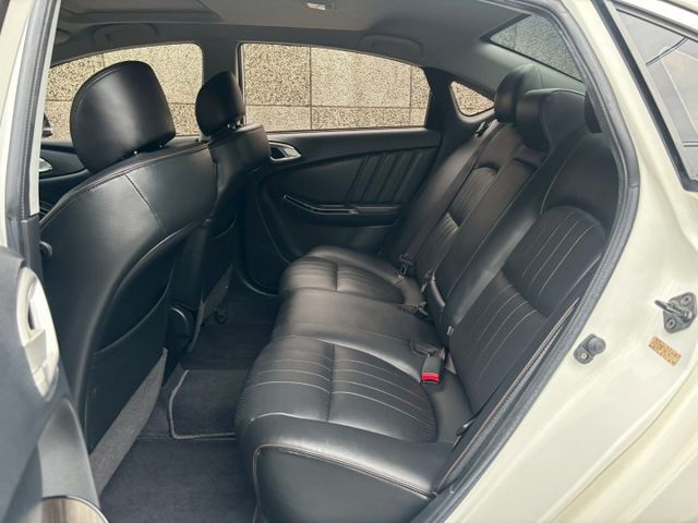 2016 納智捷 S5 TURBO ECO HYPER 1.8T尊爵版 里程14.1萬公里 可保固 可認證‼️  第11張相片