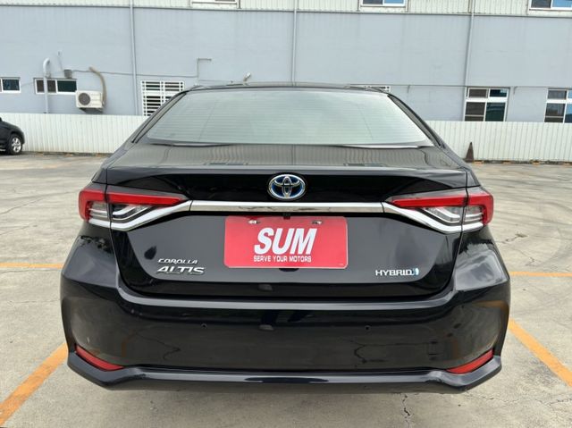 2020 TOYOTA ALTIS 油電尊爵版 里程11.6萬公里 原鈑件 認證車 大電池新車保固中‼️免鑰匙 盲點偵測  第5張相片