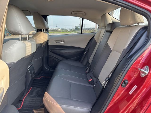 2019 TOYOTA ALTIS 油電尊爵版 里程15.1萬公里 原鈑件 認證車 大電池新車保固中‼️免鑰匙 摸門解鎖  第11張相片