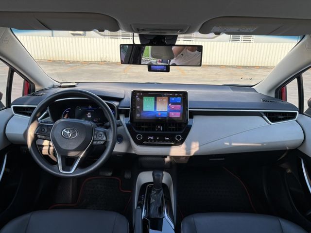 2019 TOYOTA ALTIS 油電尊爵版 里程15.1萬公里 原鈑件 認證車 大電池新車保固中‼️免鑰匙 摸門解鎖  第12張相片