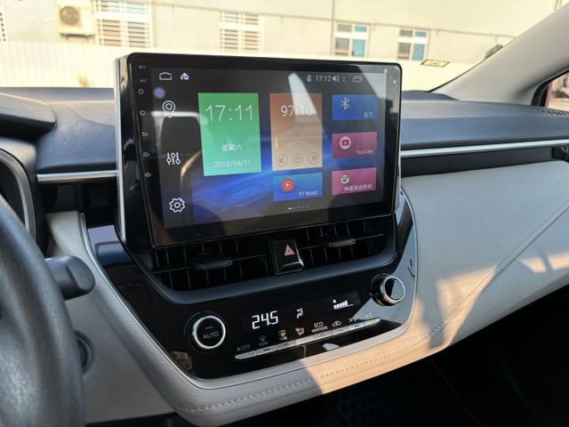 2019 TOYOTA ALTIS 油電尊爵版 里程15.1萬公里 原鈑件 認證車 大電池新車保固中‼️免鑰匙 摸門解鎖  第15張相片