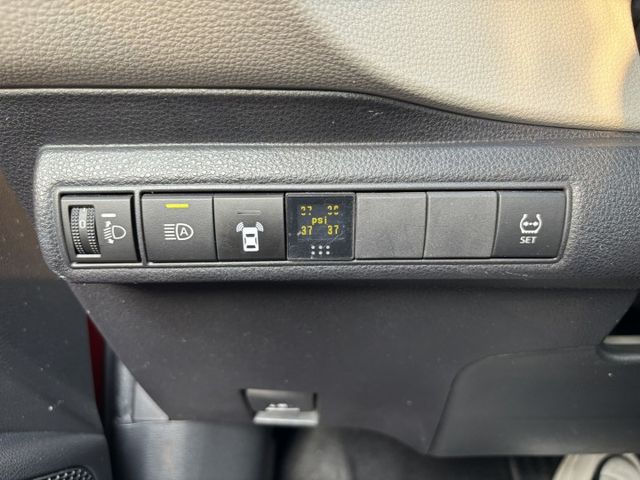 2019 TOYOTA ALTIS 油電尊爵版 里程15.1萬公里 原鈑件 認證車 大電池新車保固中‼️免鑰匙 摸門解鎖  第19張相片