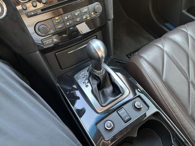 2011/12 INFINITI FX35 小改款 僅跑8.6萬公里 車況不錯‼️  HID頭燈 LED尾燈 免鑰匙  第18張相片