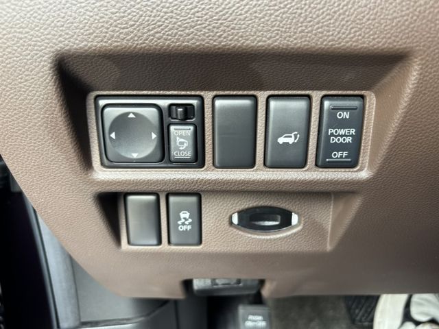 2011/12 INFINITI FX35 小改款 僅跑8.6萬公里 車況不錯‼️  HID頭燈 LED尾燈 免鑰匙  第19張相片