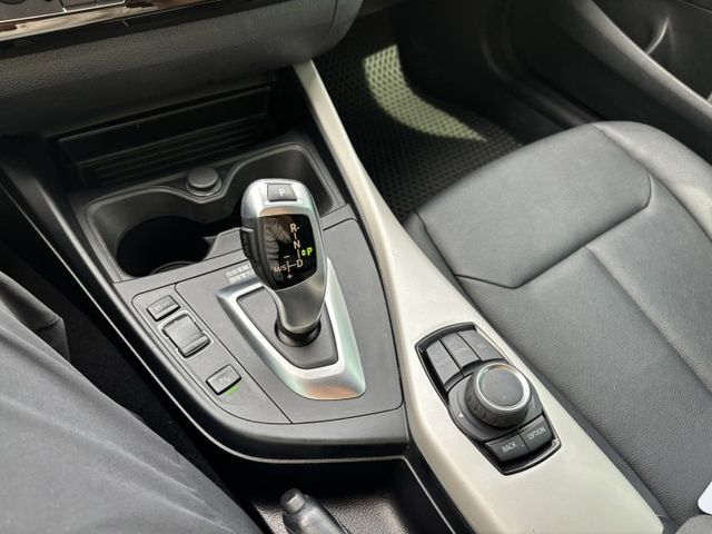 2016 BMW 118i 1.5T 小改款 里程17.4萬公里 原鈑件 認證車‼️  LED頭燈 LED尾燈 免鑰匙  第16張相片