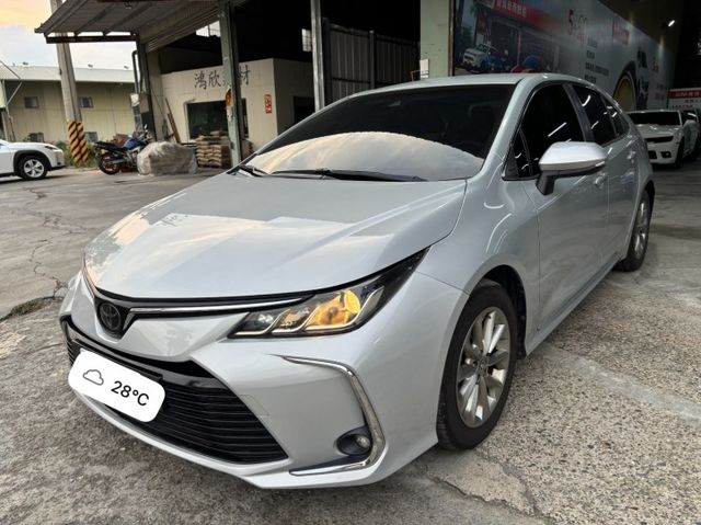 2021 TOYOTA ALTIS 1.8汽油豪華版 里程17.3萬公里 原鈑件 可保固 認證車‼️  第1張相片