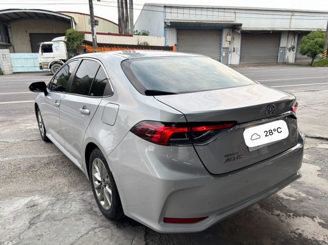 2021 TOYOTA ALTIS 1.8汽油豪華版 里程17.3萬公里 原鈑件 可保固 認證車‼️  第3張相片