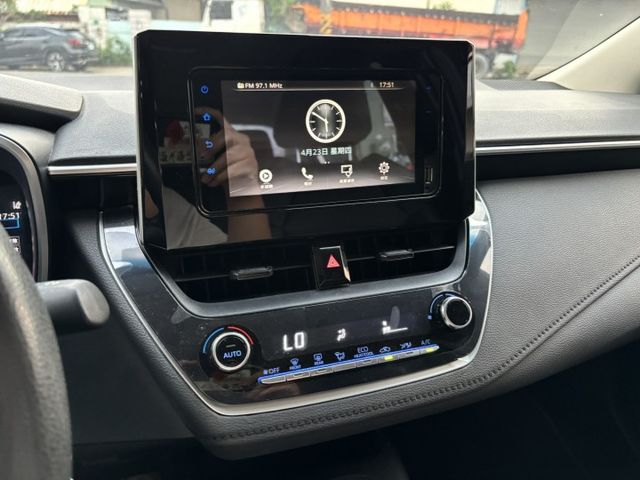 2021 TOYOTA ALTIS 1.8汽油豪華版 里程17.3萬公里 原鈑件 可保固 認證車‼️  第10張相片