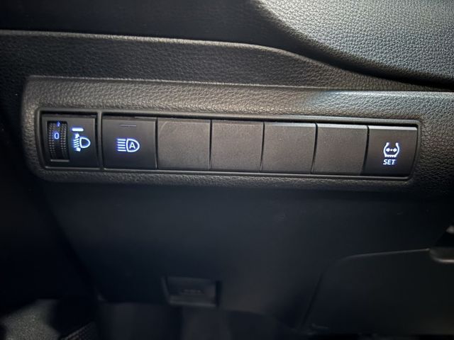 2021 TOYOTA ALTIS 1.8汽油豪華版 里程17.3萬公里 原鈑件 可保固 認證車‼️  第12張相片