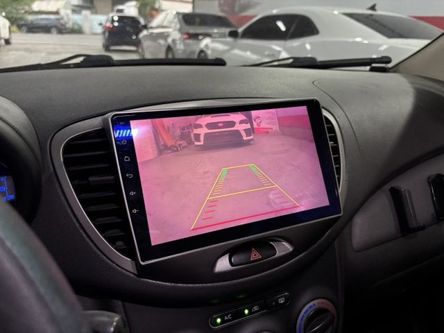 整備中  2015 現代 i10 自排 里程11.9萬公里 原鈑件 可認證‼️  第11張相片