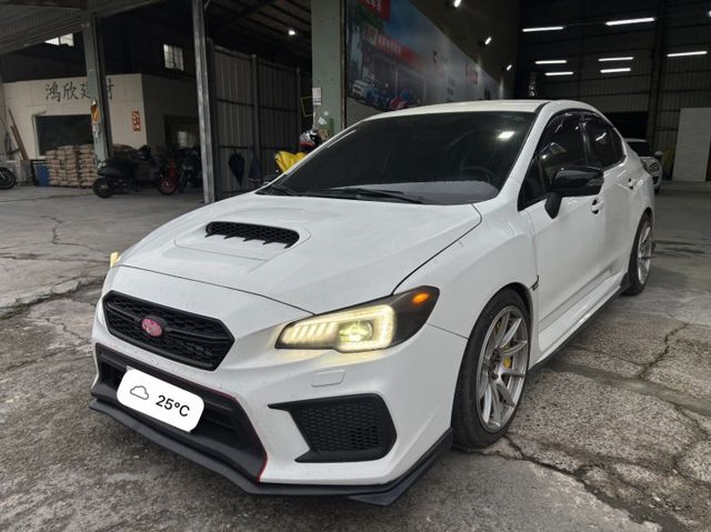 整備中  2014 SUBARU WRX 2.0 自排 里程11.6萬公里 車況不錯‼️  第1張相片