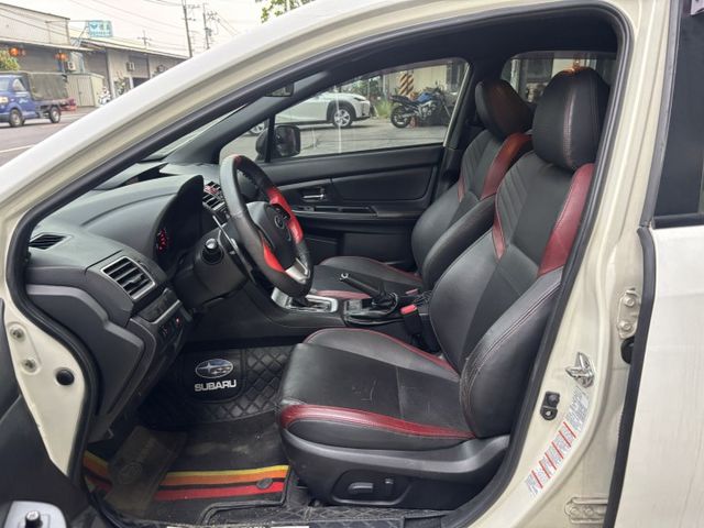 整備中  2014 SUBARU WRX 2.0 自排 里程11.6萬公里 車況不錯‼️  第5張相片