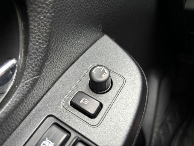 2014 SUBARU WRX 2.0自排 僅跑11.6萬公里 車況不錯  升級 排氣管 卡鉗 鋁圈 避震器 進氣歧管  第17張相片