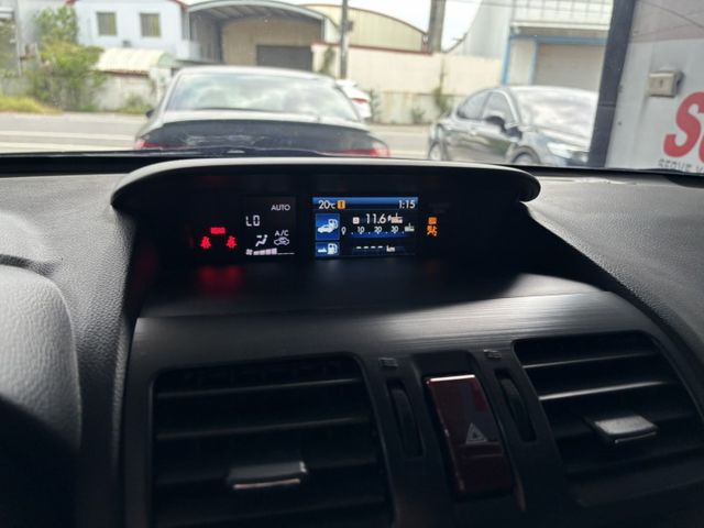 2013 SUBARU FORESTER 2.0 i Premiums 里程20.3萬公里 原鈑件 可認證‼️  第11張相片