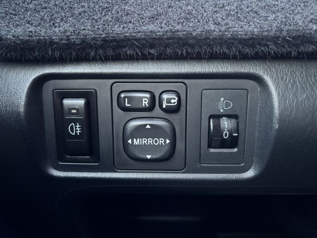 2010 TOYOTA VIOS 1.5 E版 僅跑10.9萬公里 車況不錯  電折後視鏡 皮椅 鋁圈 倒車雷達 ABS  第15張相片