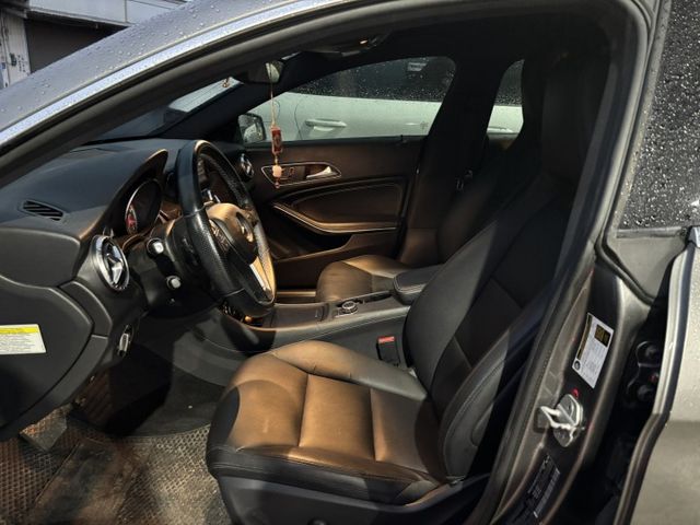 這車要找跑少的沒幾台 喜歡來談‼️2013/14 BENZ CLA250 僅跑8.3萬公里 原鈑件 可認證‼️  第6張相片