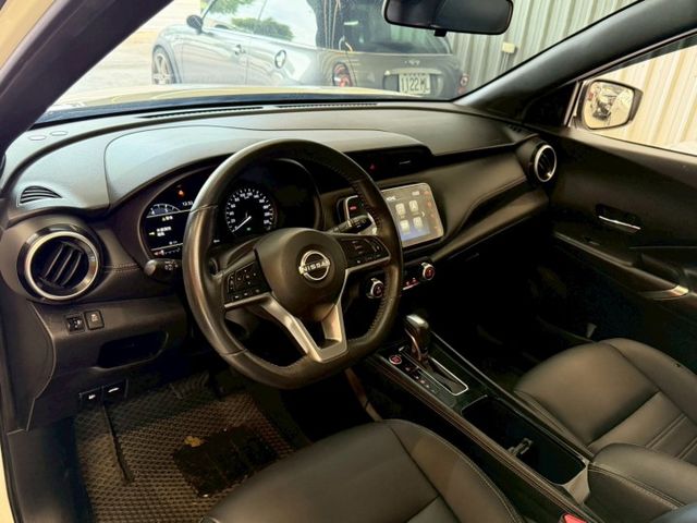 2022 NISSAN KICKS 1.6旗艦版 小改款 里程5.7萬公里 內外氣氛優 可保固‼️  第3張相片