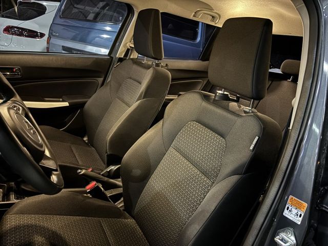 2018 SUZUKI SWIFT 1.0T 僅跑7.6萬公里 內外氣氛不錯  第6張相片