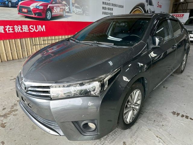 2015 TOYOTA ALTIS 1.8尊爵版 里程11.8萬公里 原鈑件 可保固 可認證‼️LED頭燈 電動椅 天窗  第1張相片