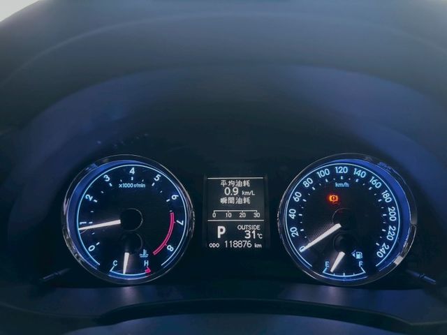 2015 TOYOTA ALTIS 1.8尊爵版 里程11.8萬公里 原鈑件 可保固 可認證‼️LED頭燈 電動椅 天窗  第8張相片