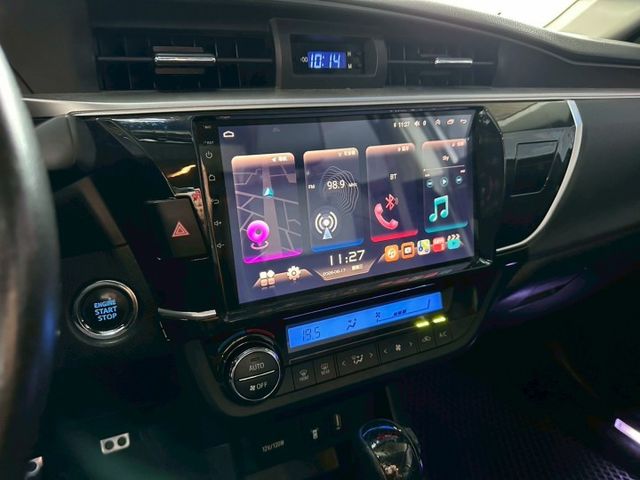 2015 TOYOTA ALTIS 1.8尊爵版 里程11.8萬公里 原鈑件 可保固 可認證‼️LED頭燈 電動椅 天窗  第9張相片