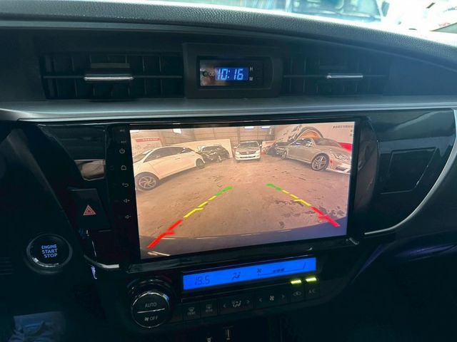 2015 TOYOTA ALTIS 1.8尊爵版 里程11.8萬公里 原鈑件 可保固 可認證‼️LED頭燈 電動椅 天窗  第10張相片
