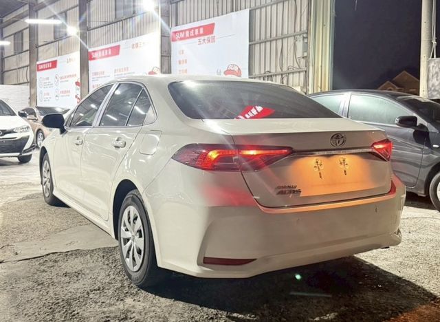 2021 TOYOTA ALTIS 汽油版 里程12.6萬公里 原鈑件 可保固 可認證‼️  第3張相片