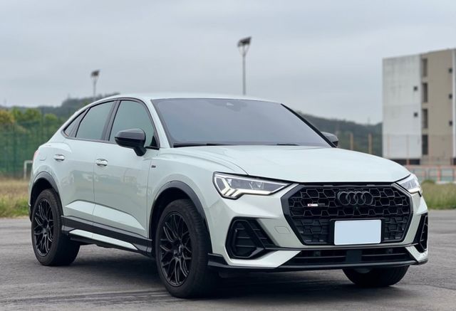 Q3 SPORTBACK  第2張相片