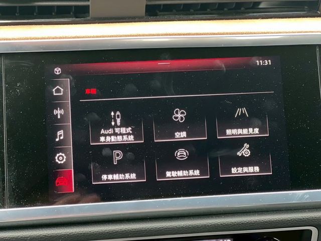 Q3 SPORTBACK  第11張相片
