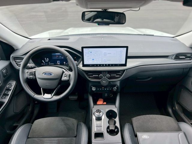 KUGA  第7張相片