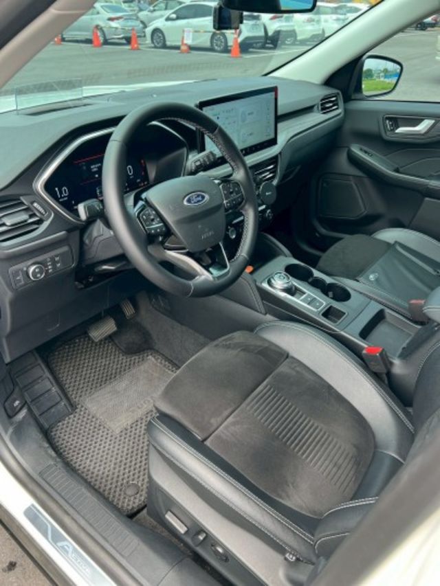 KUGA  第8張相片