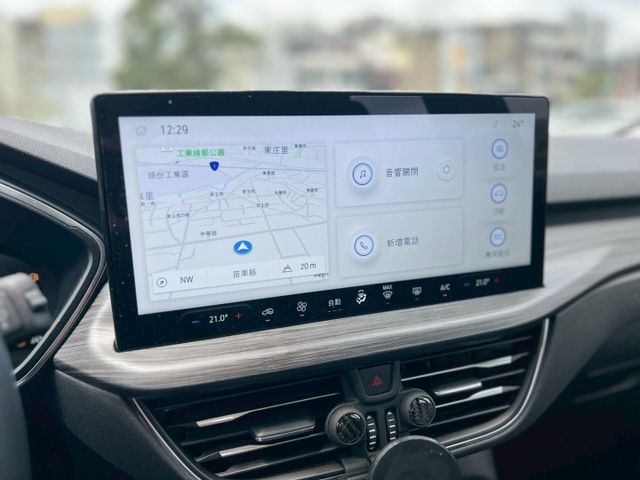 KUGA  第12張相片