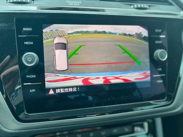 TOURAN  第16張相片