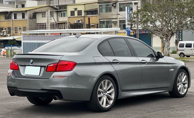 5 SERIES SEDAN F10  第6張相片