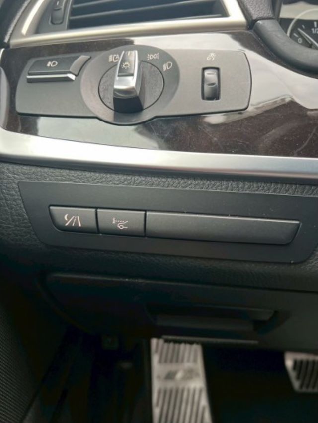 5 SERIES SEDAN F10  第16張相片