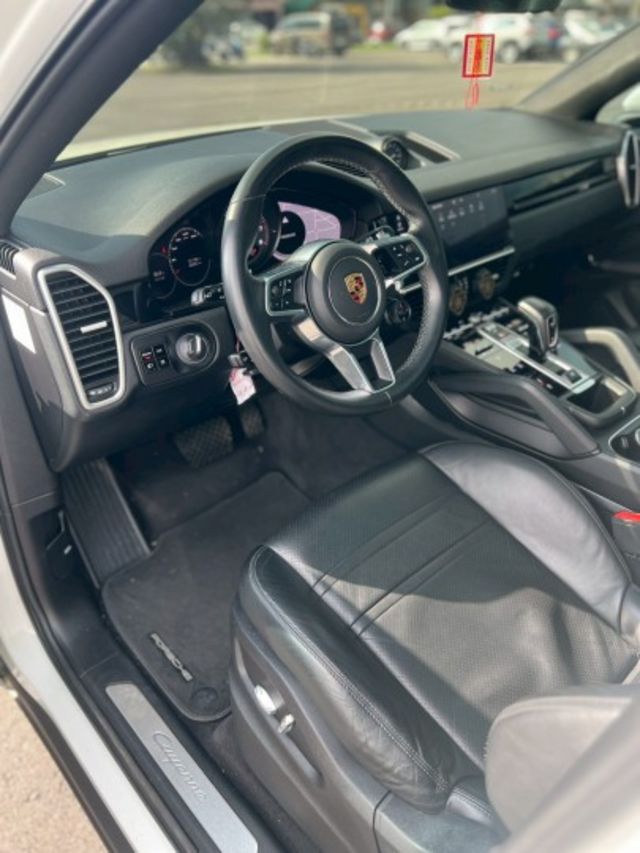 CAYENNE COUPE  第8張相片