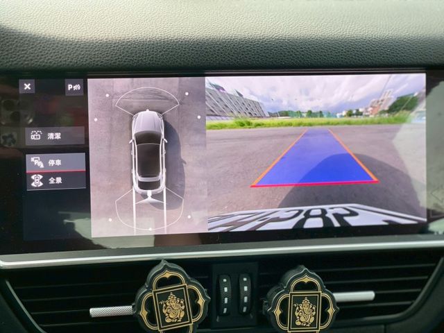 CAYENNE COUPE  第13張相片