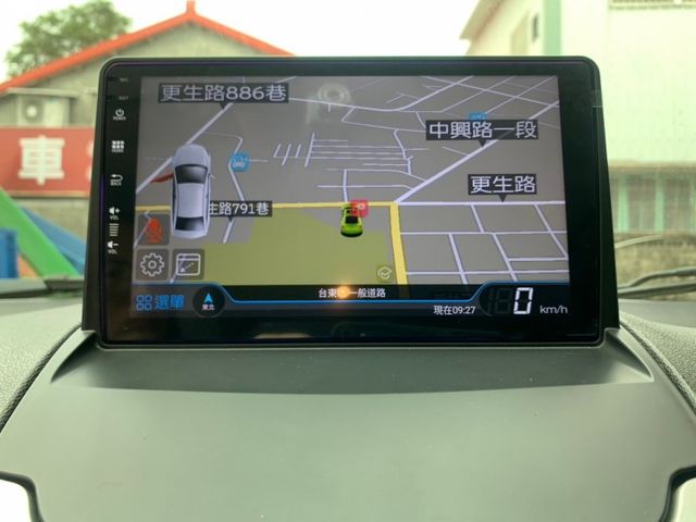 自手排. 全新皮椅. 雙安全氣囊. 液晶螢幕/安卓主機. 衛星導航. 倒車雷達. 倒車顯影. 行車紀錄器. 可貸款  第13張相片